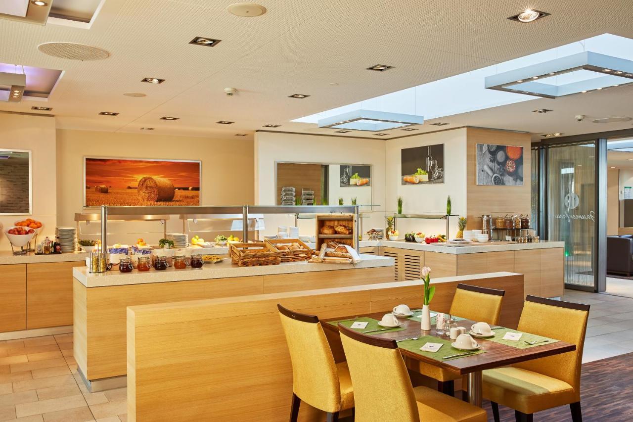 H+ Otel Zürih