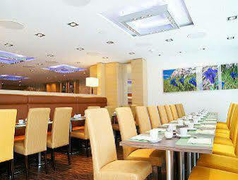 H+ Otel 4*